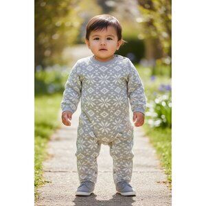 NORDSTROM Infant One-Piece Grey Snowflake Jumper 18M